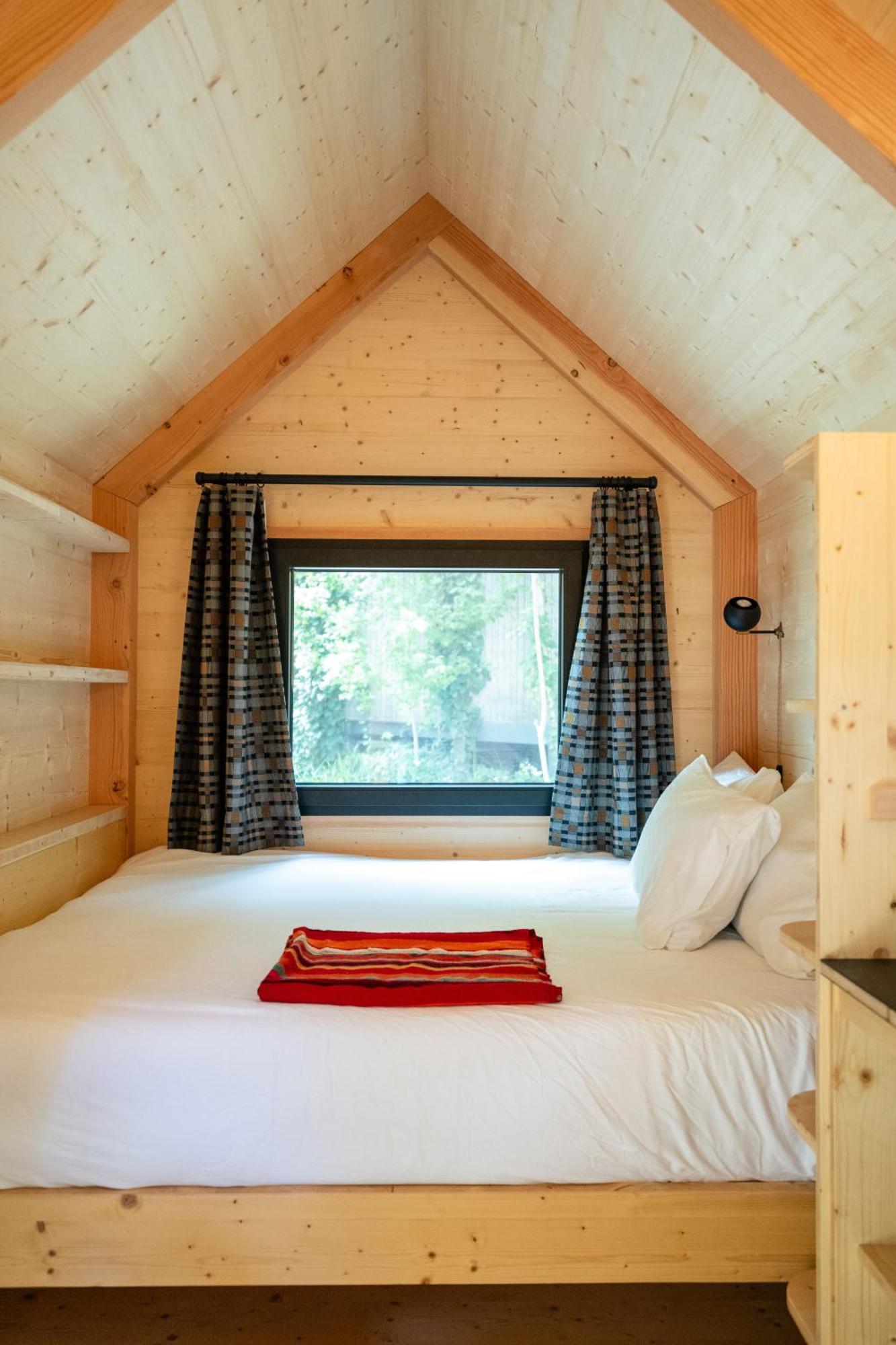 Johnson'S Beach Cabins And Campground Герневилл Экстерьер фото