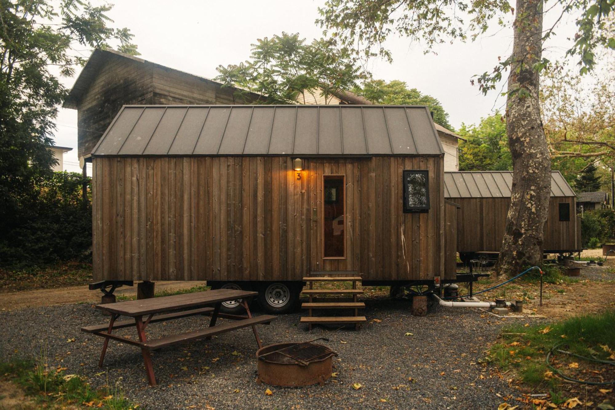 Johnson'S Beach Cabins And Campground Герневилл Экстерьер фото